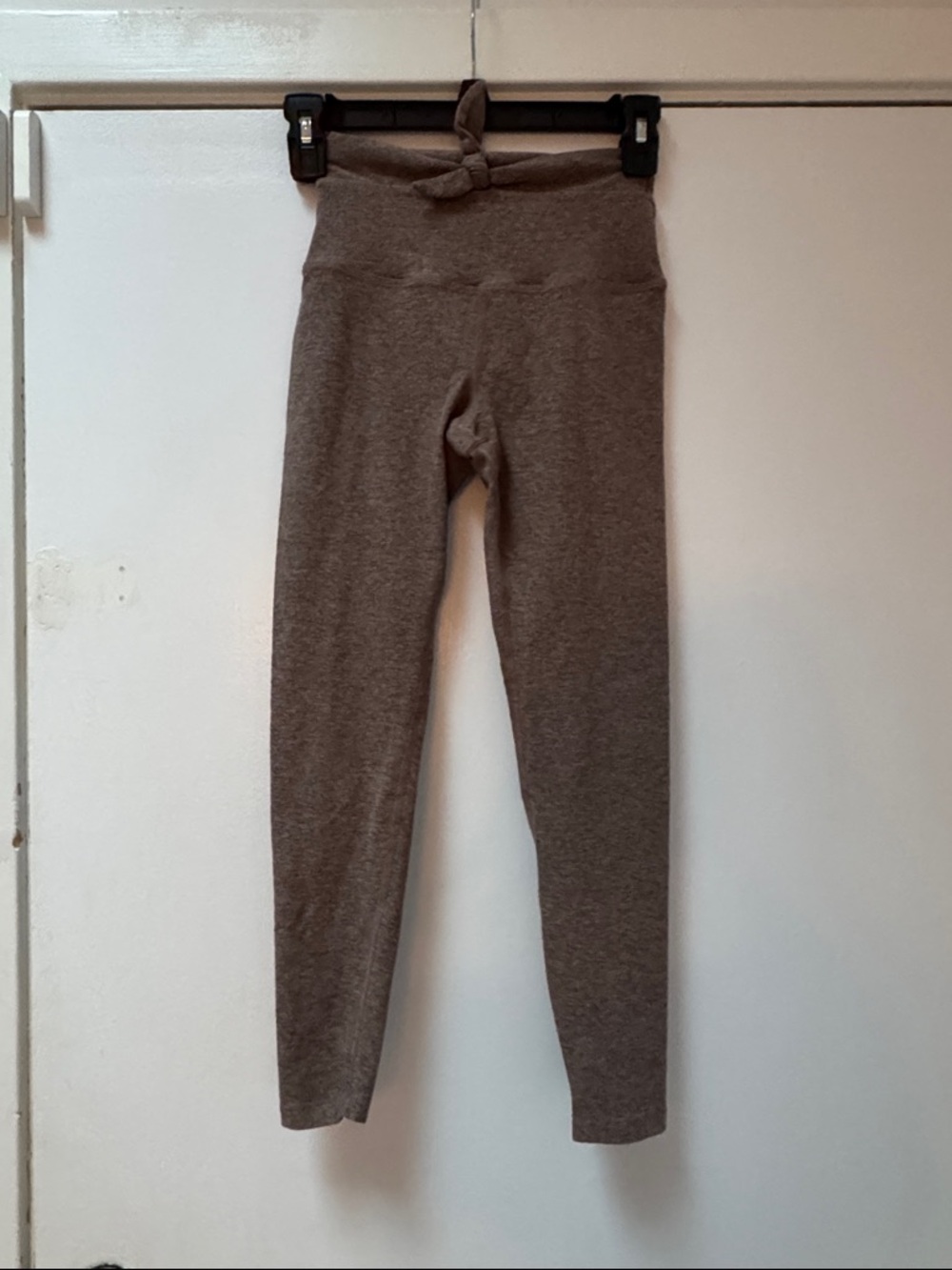 Beyond Yoga Spacedye Knot a Problem High Waisted Legging Mocha XS